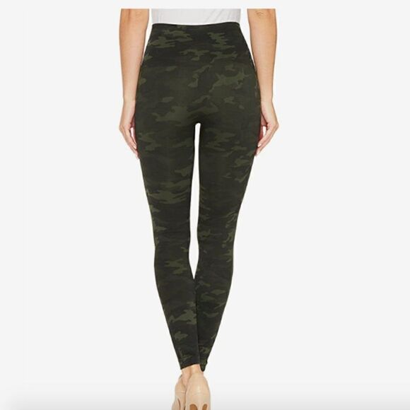 Spanx Look At Me Now Seamless Leggings - Green Camo - Picture 2 of 4